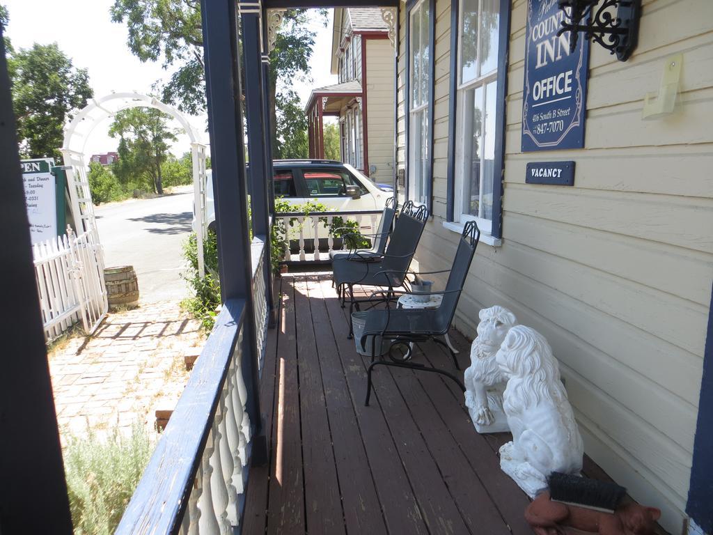Edith Palmer'S Country Inn, Historical Bed & Breakfast เวอร์จิเนียซิตี้ ภายนอก รูปภาพ