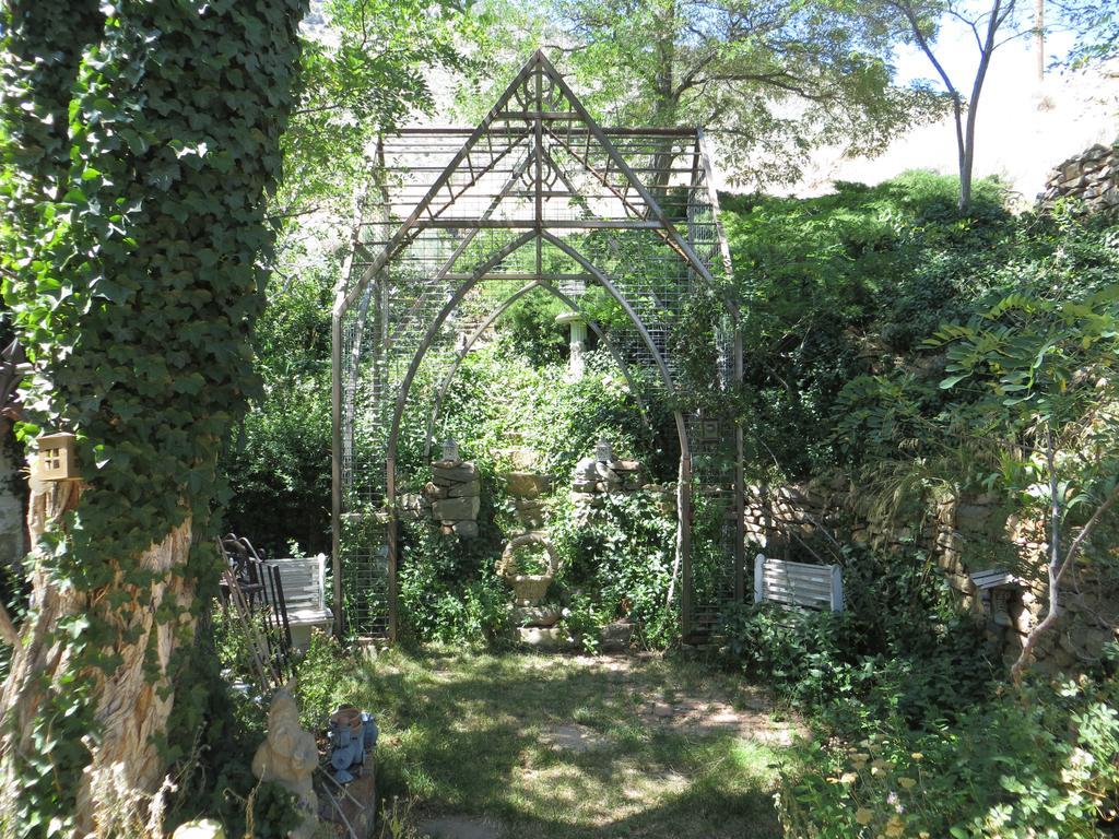 Edith Palmer'S Country Inn, Historical Bed & Breakfast เวอร์จิเนียซิตี้ ภายนอก รูปภาพ