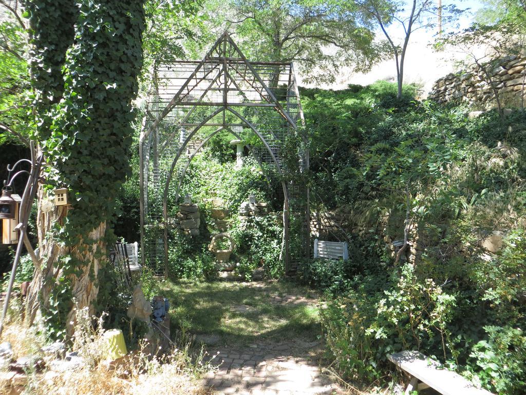 Edith Palmer'S Country Inn, Historical Bed & Breakfast เวอร์จิเนียซิตี้ ภายนอก รูปภาพ