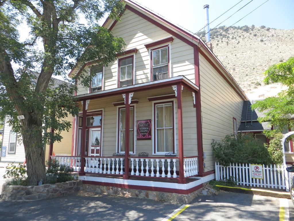 Edith Palmer'S Country Inn, Historical Bed & Breakfast เวอร์จิเนียซิตี้ ภายนอก รูปภาพ